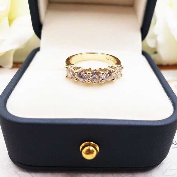 14k Solid  yellow gold 4.5mm moissanite half eternity ring - Picture 5 of 5
